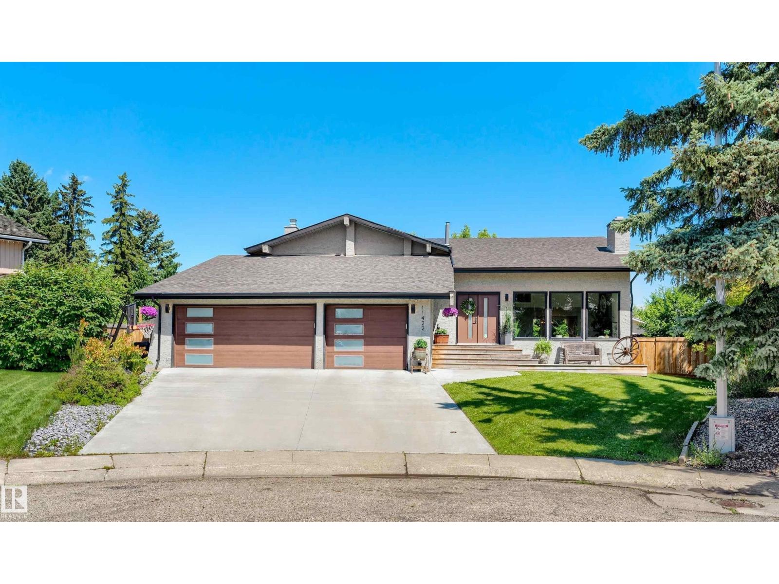 11422 32 AV NW, Edmonton, Alberta