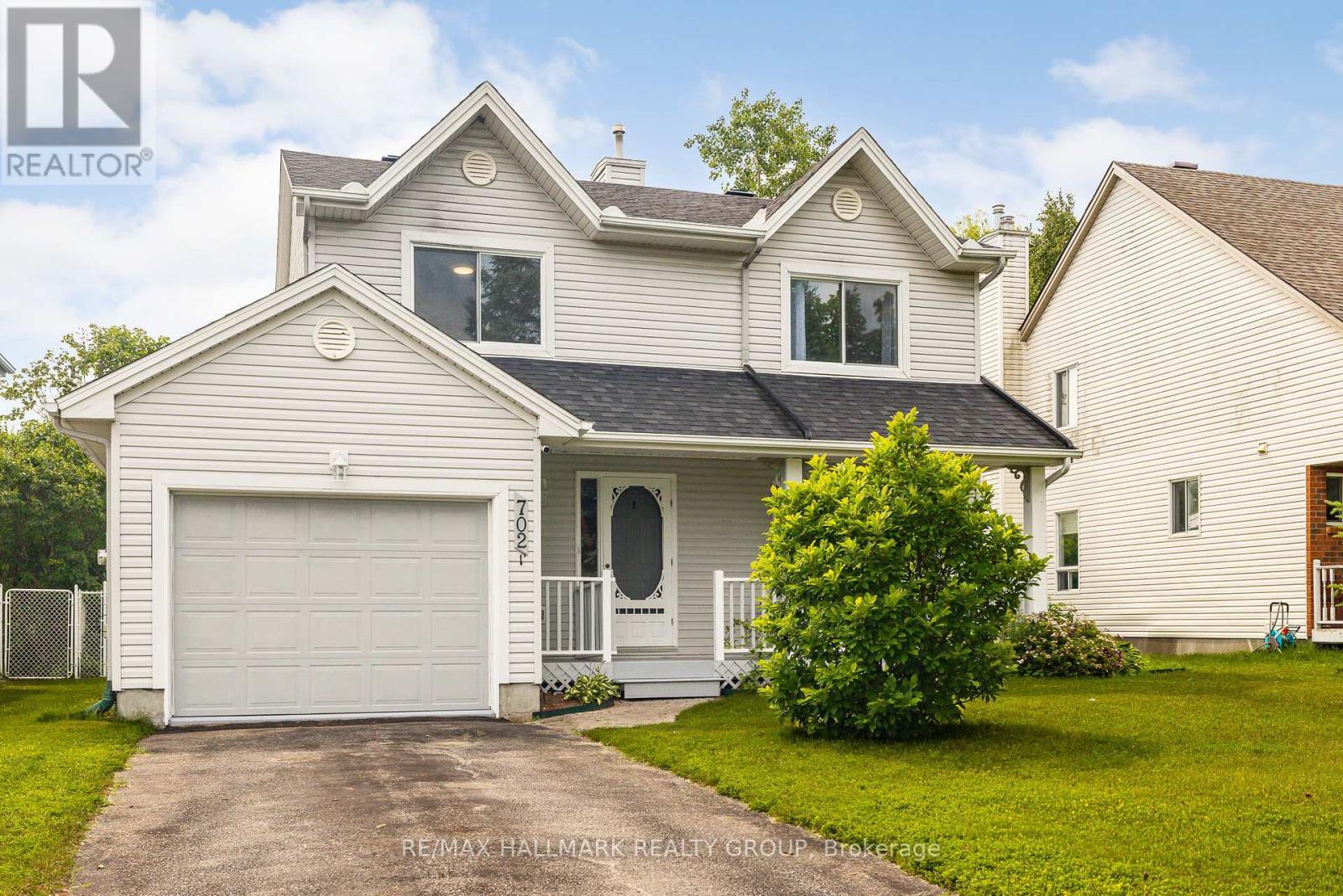 702 MALEY STREET, North Grenville