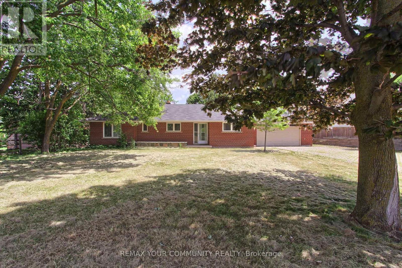 9947 Woodbine Avenue, Markham, Ontario  L6C 1H7 - Photo 2 - N13543228