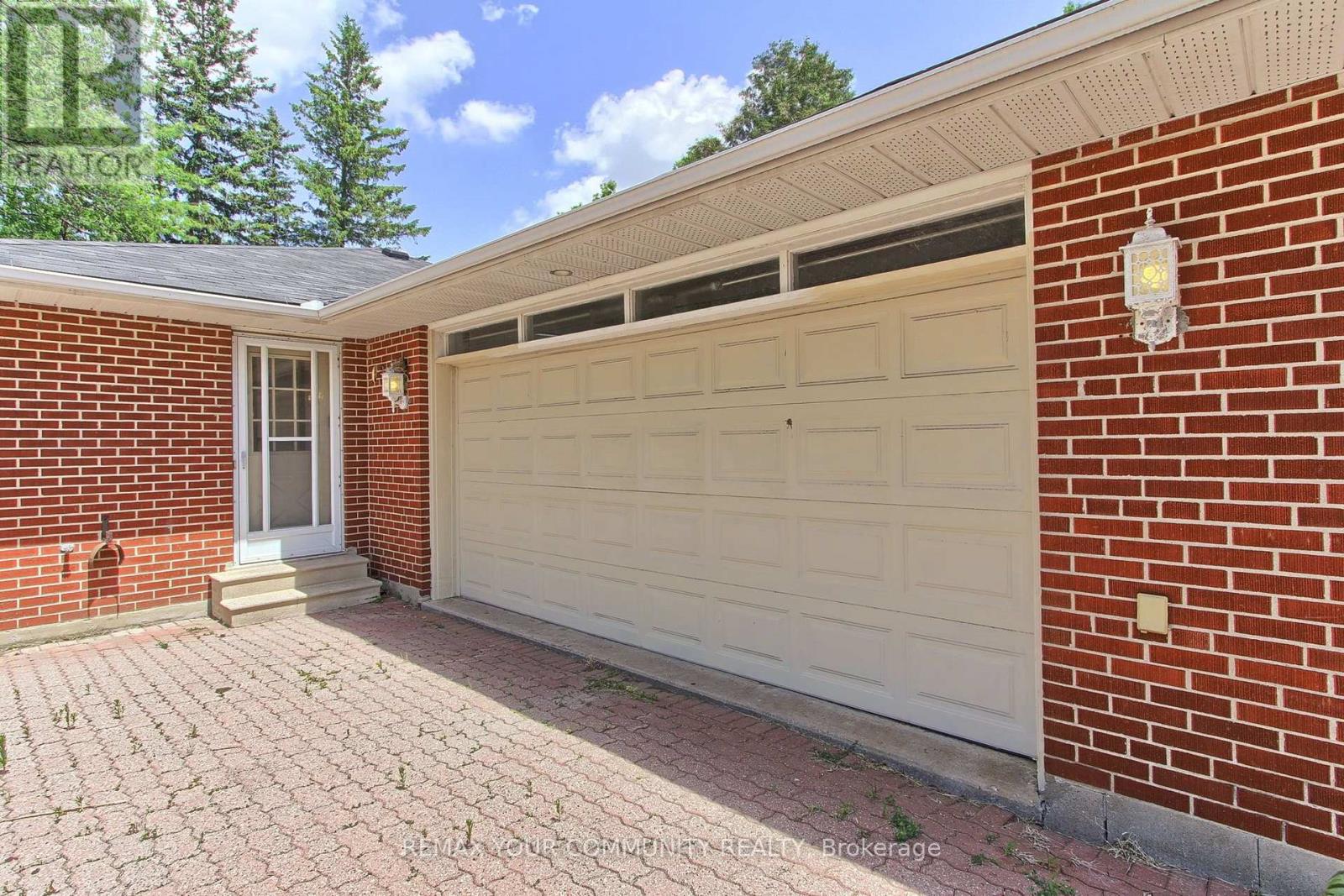 9947 Woodbine Avenue, Markham, Ontario  L6C 1H7 - Photo 7 - N13543228