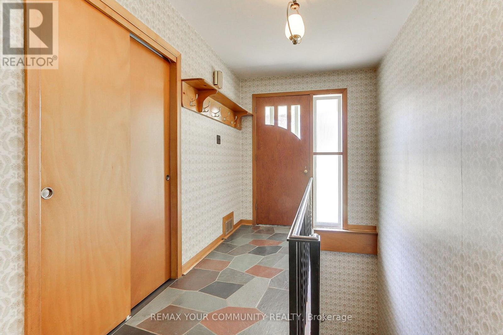 9947 Woodbine Avenue, Markham, Ontario  L6C 1H7 - Photo 8 - N13543228
