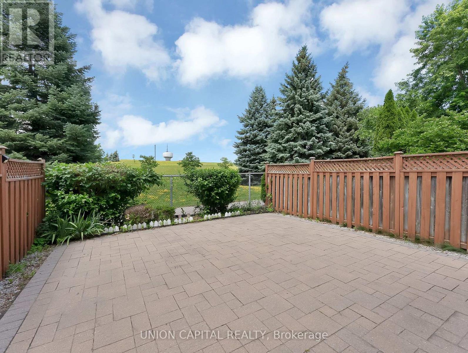 147 Milliken Meadows Drive, Markham (Milliken Mills West), Ontario  L3R 0V7 - Photo 3 - N13543260