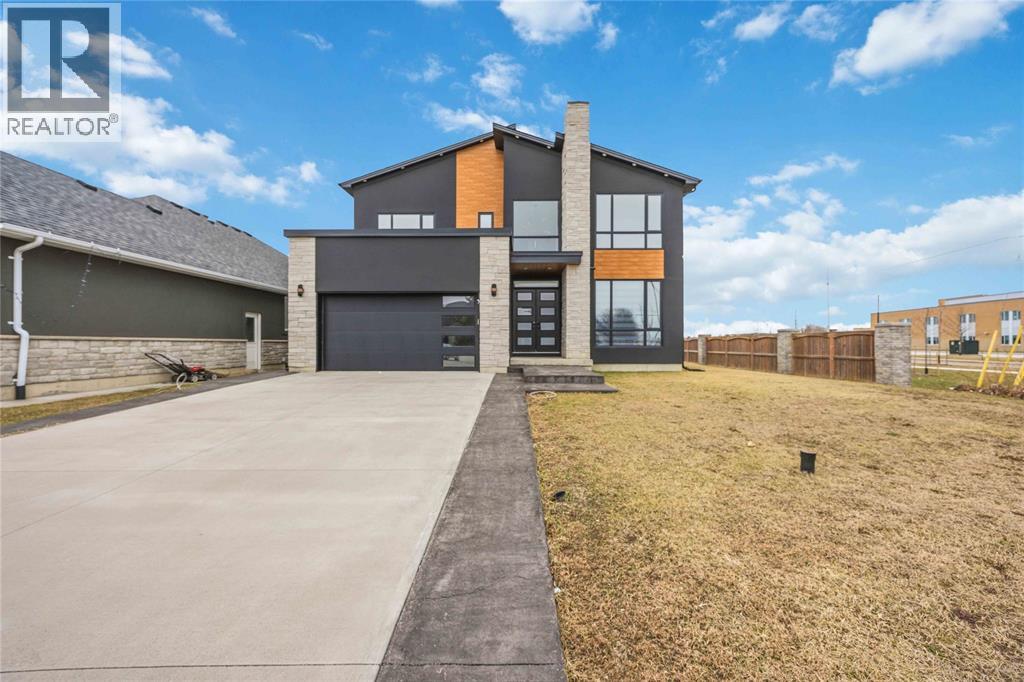 101 LIZUCHA DRIVE Sarnia Ontario Canada N7S0C6 2