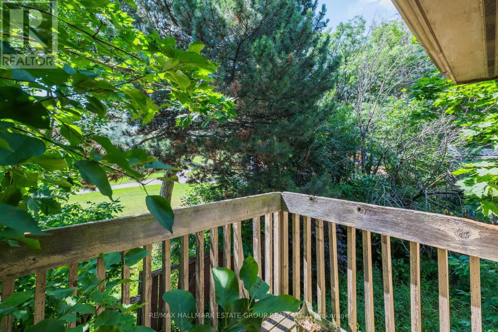 11 Pumfrey Crescent, Toronto, Ontario  M9V 4L5 - Photo 44 - W13542950