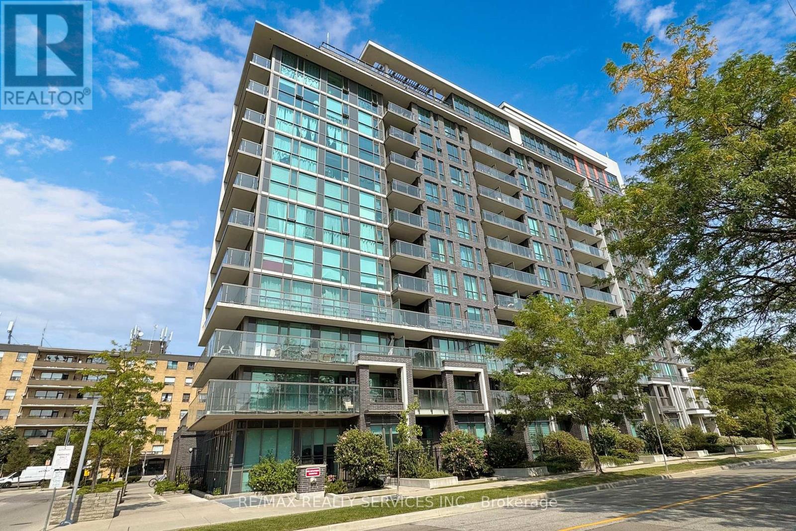 415 - 80 ESTHER LORRIE DRIVE, Toronto (West Humber-Clairville)