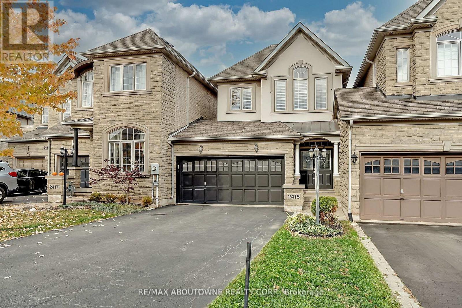 2415 Presquile Drive, Oakville, Ontario  L6H 0A7 - Photo 2 - W13543130