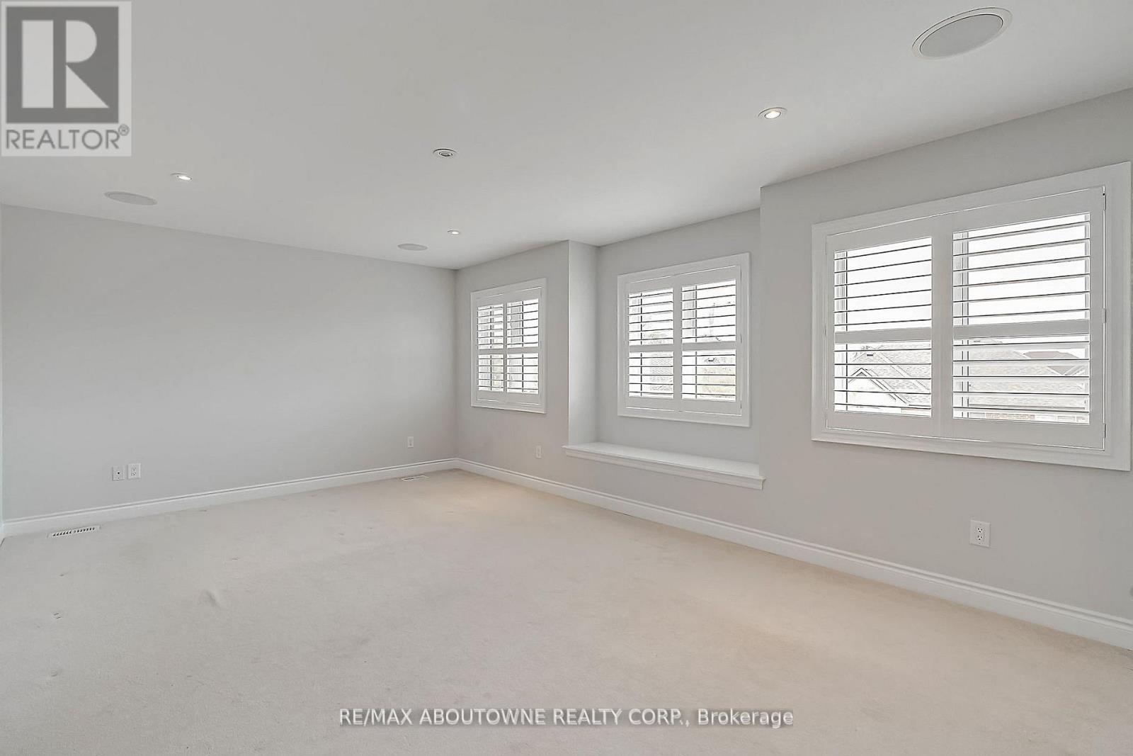 2415 Presquile Drive, Oakville, Ontario  L6H 0A7 - Photo 20 - W13543130