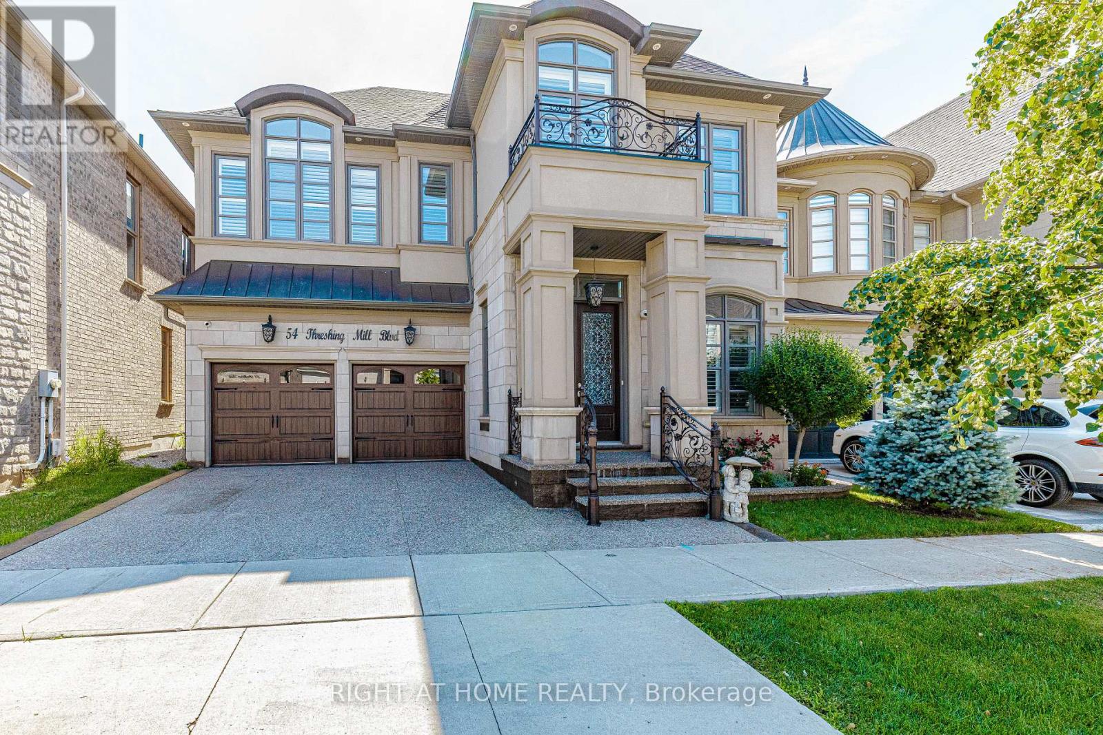 54 THRESHING MILL BOULEVARD, Oakville (GO Glenorchy)