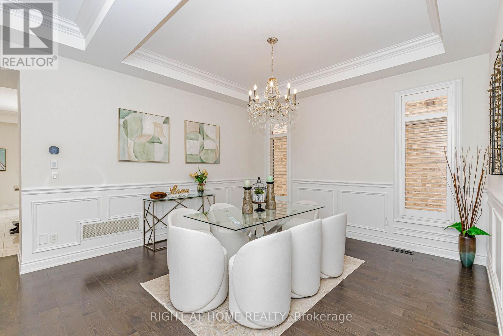 54 Threshing Mill Boulevard, Oakville, Ontario  L6H 0V6 - Photo 13 - W13543254