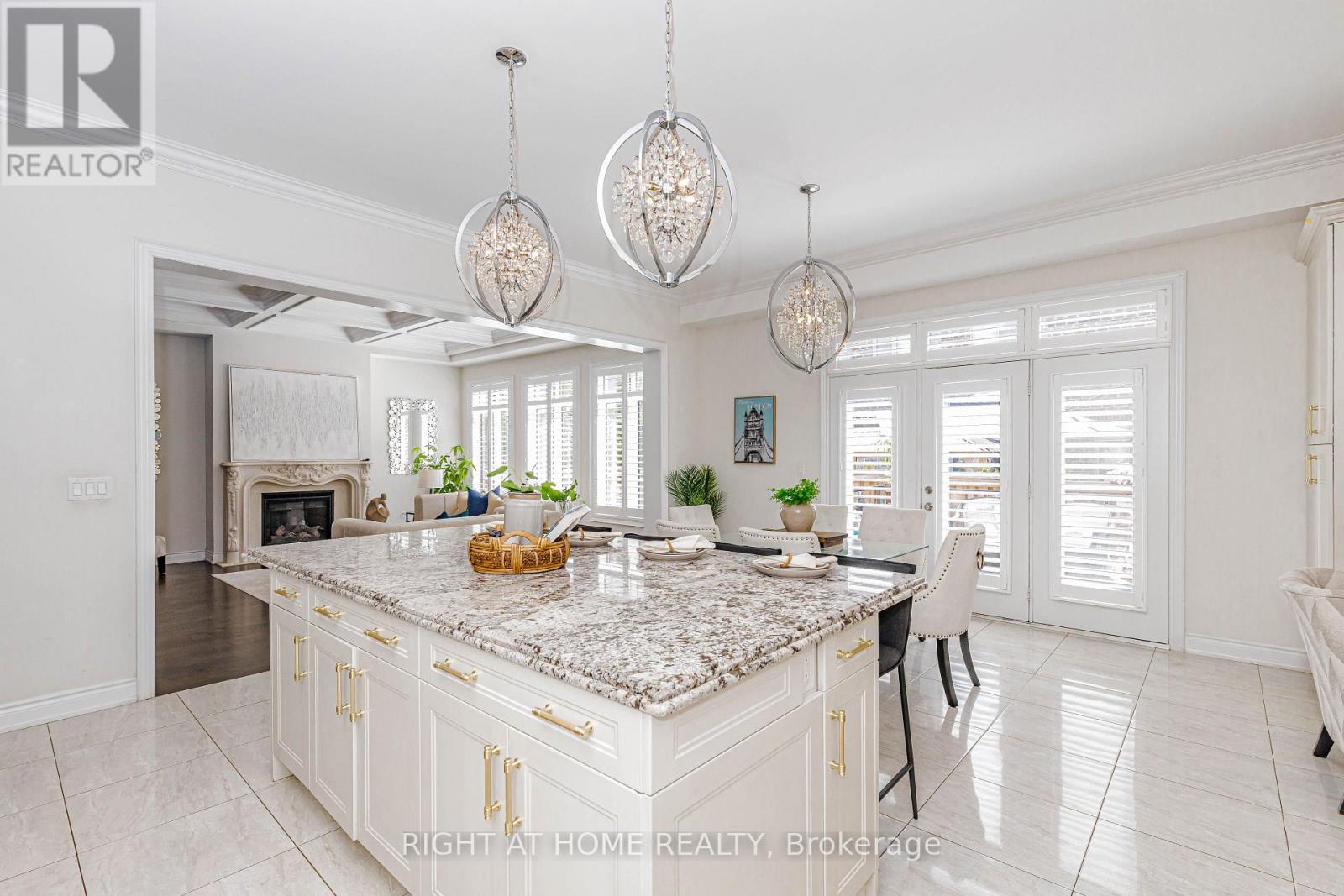 54 Threshing Mill Boulevard, Oakville, Ontario  L6H 0V6 - Photo 20 - W13543254