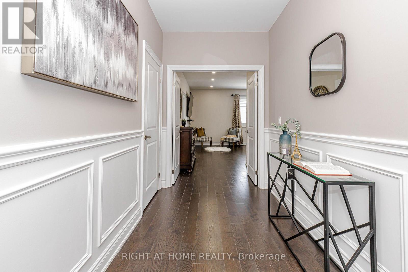 54 Threshing Mill Boulevard, Oakville, Ontario  L6H 0V6 - Photo 28 - W13543254