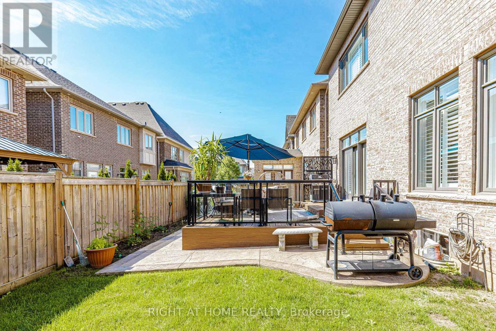 54 Threshing Mill Boulevard, Oakville, Ontario  L6H 0V6 - Photo 47 - W13543254
