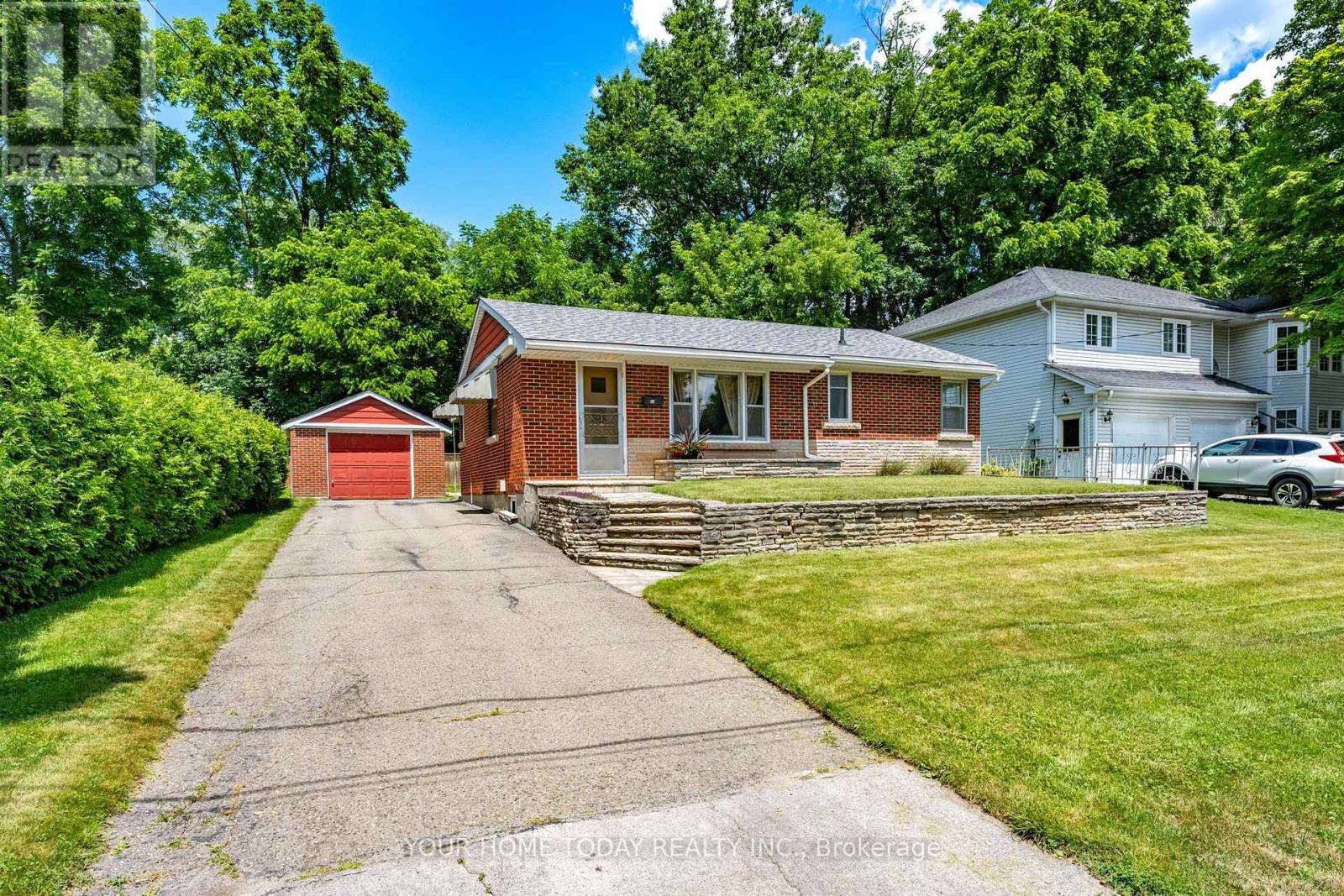 32 Dayfoot Drive, Halton Hills, Ontario  L7G 2L1 - Photo 2 - W13543276