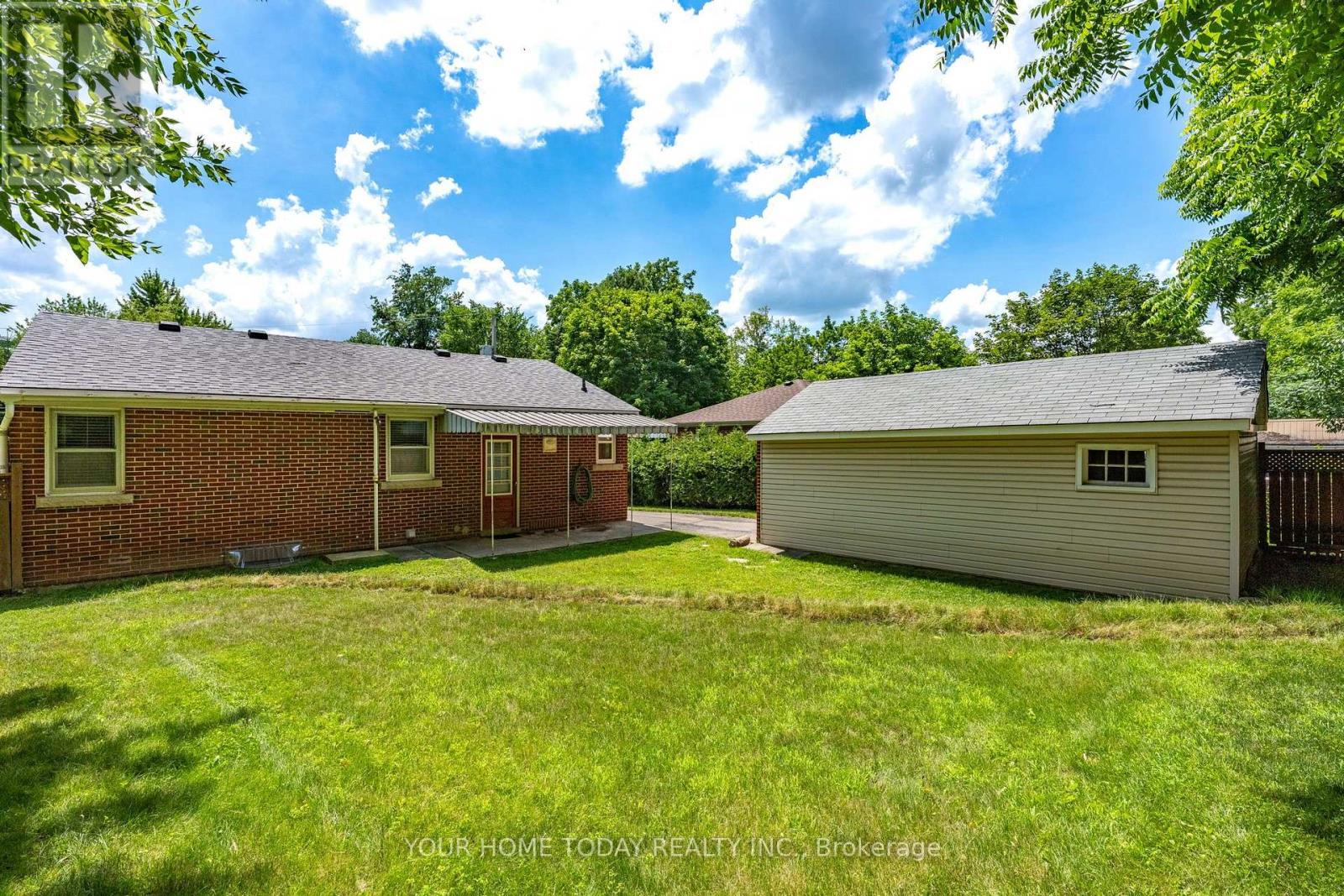32 Dayfoot Drive, Halton Hills, Ontario  L7G 2L1 - Photo 20 - W13543276