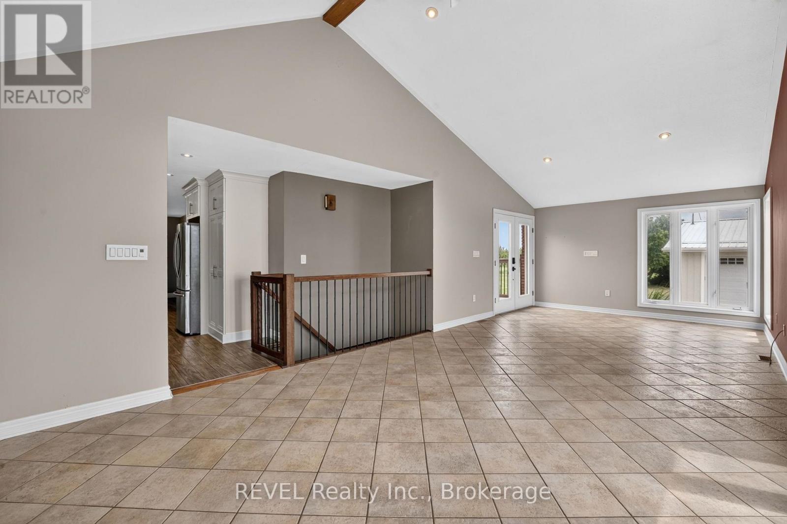 1249 Four Mile Creek Road, Niagara-On-The-Lake, Ontario  L0S 1J0 - Photo 15 - X13542392