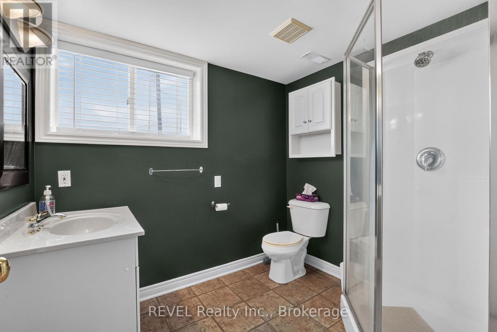 1249 Four Mile Creek Road, Niagara-On-The-Lake, Ontario  L0S 1J0 - Photo 30 - X13542392