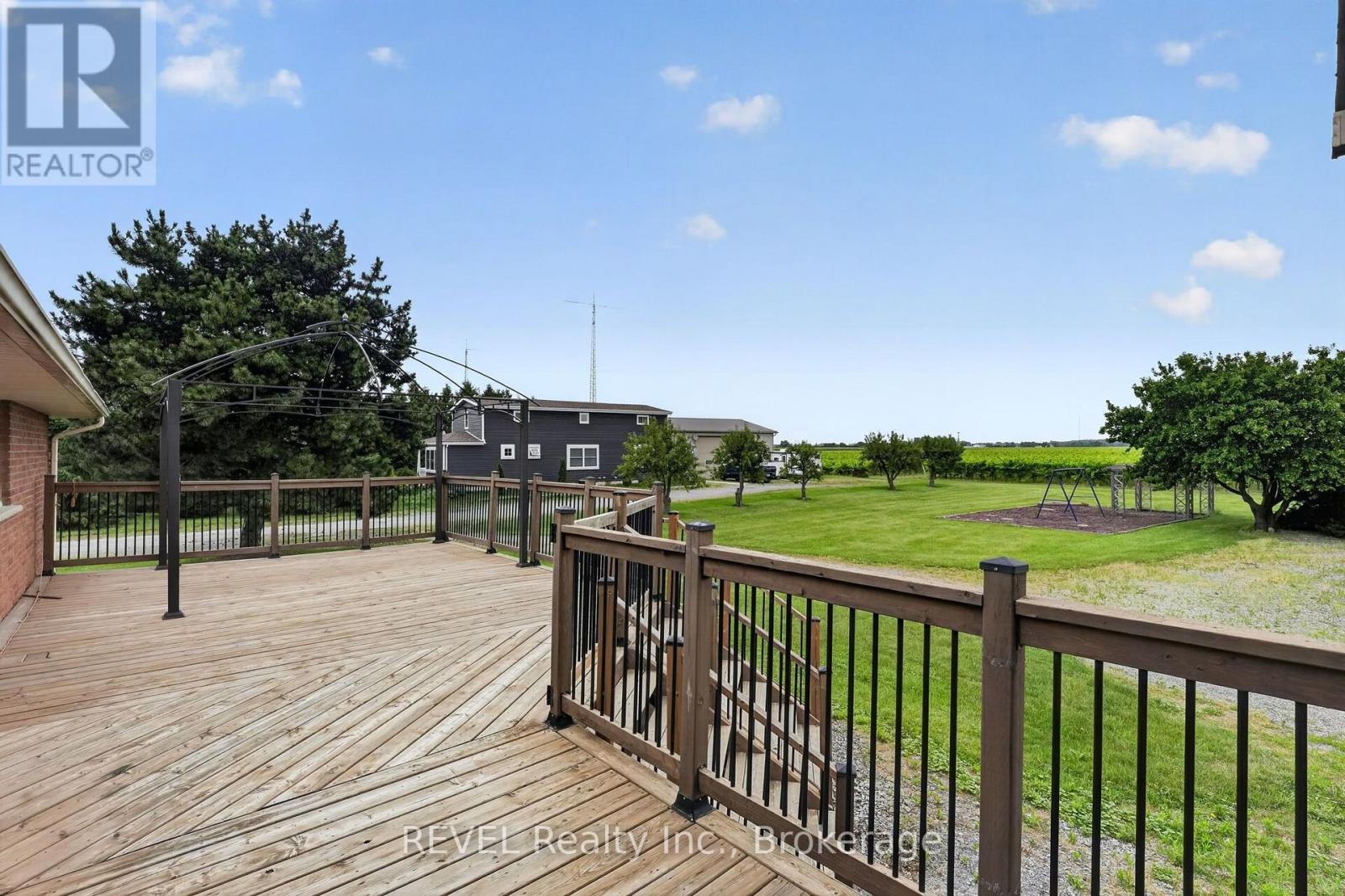 1249 Four Mile Creek Road, Niagara-On-The-Lake, Ontario  L0S 1J0 - Photo 38 - X13542392