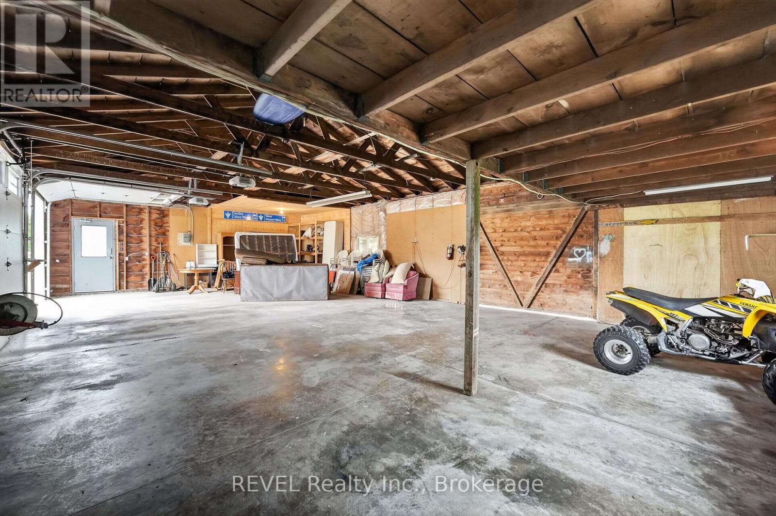 1249 Four Mile Creek Road, Niagara-On-The-Lake, Ontario  L0S 1J0 - Photo 47 - X13542392