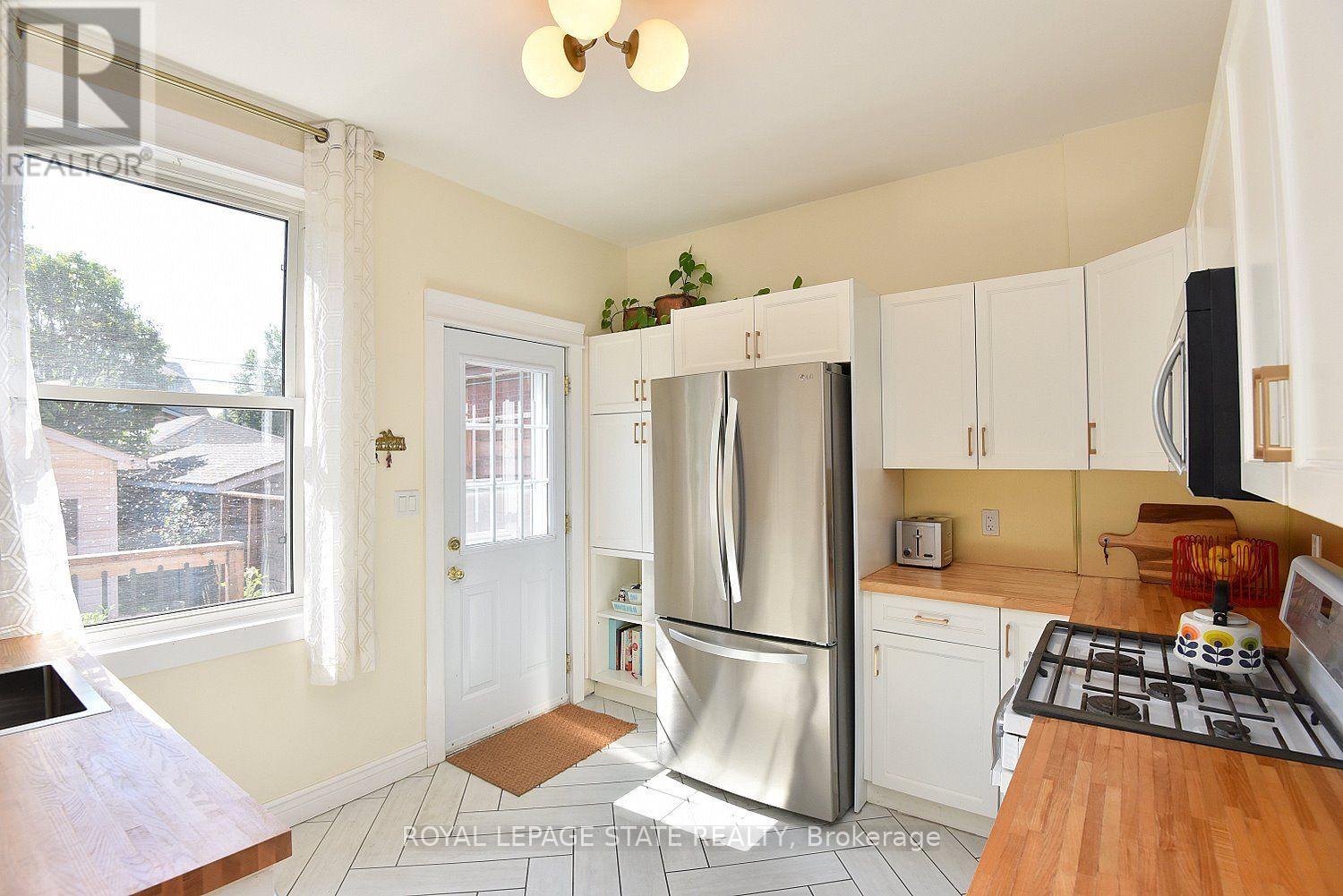 20 Fairholt Road N, Hamilton, Ontario L8M 2T1 - Photo 14 - X13542928