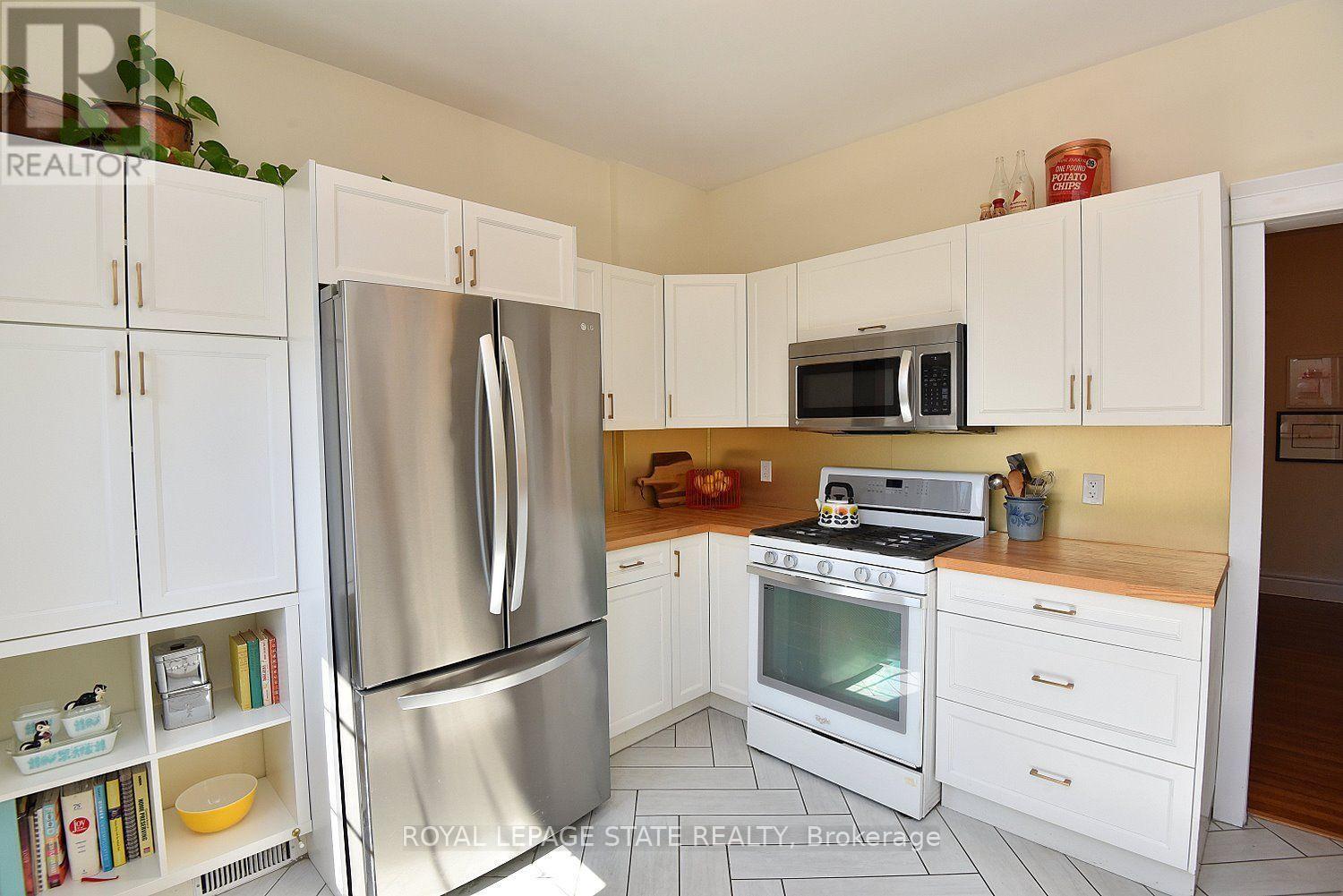 20 Fairholt Road N, Hamilton, Ontario L8M 2T1 - Photo 15 - X13542928