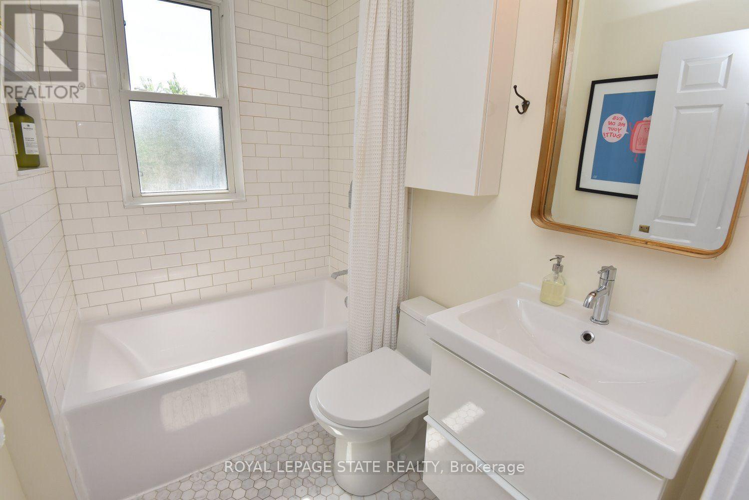 20 Fairholt Road N, Hamilton, Ontario L8M 2T1 - Photo 28 - X13542928