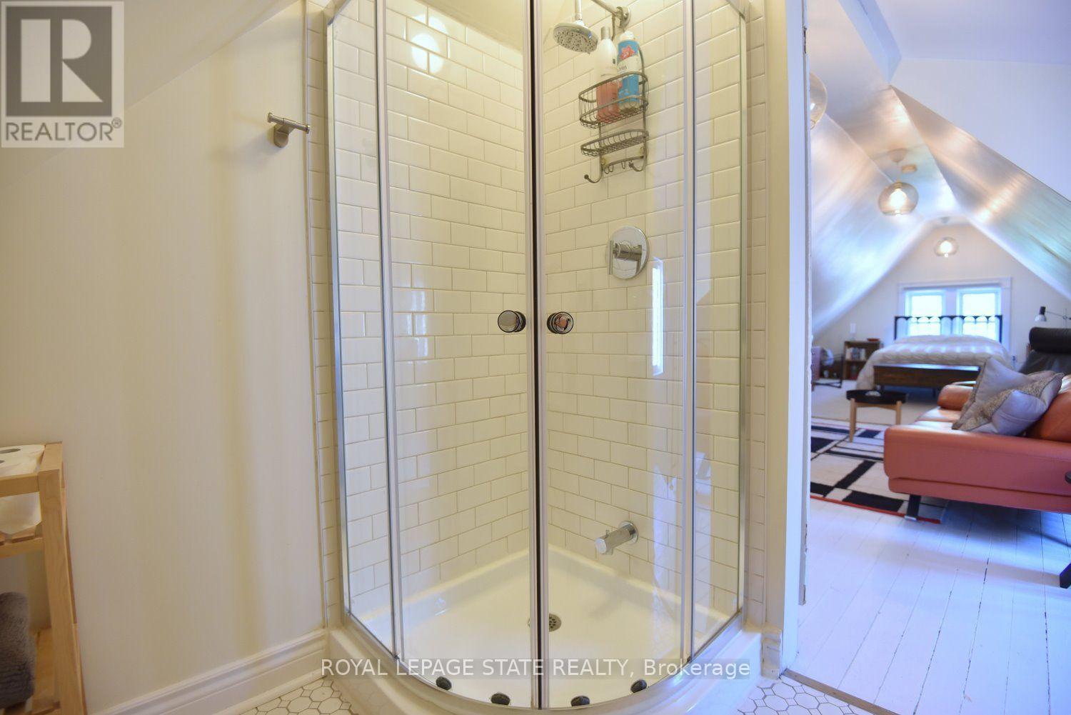20 Fairholt Road N, Hamilton, Ontario L8M 2T1 - Photo 29 - X13542928