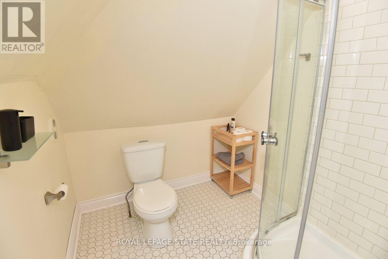 20 Fairholt Road N, Hamilton, Ontario L8M 2T1 - Photo 30 - X13542928
