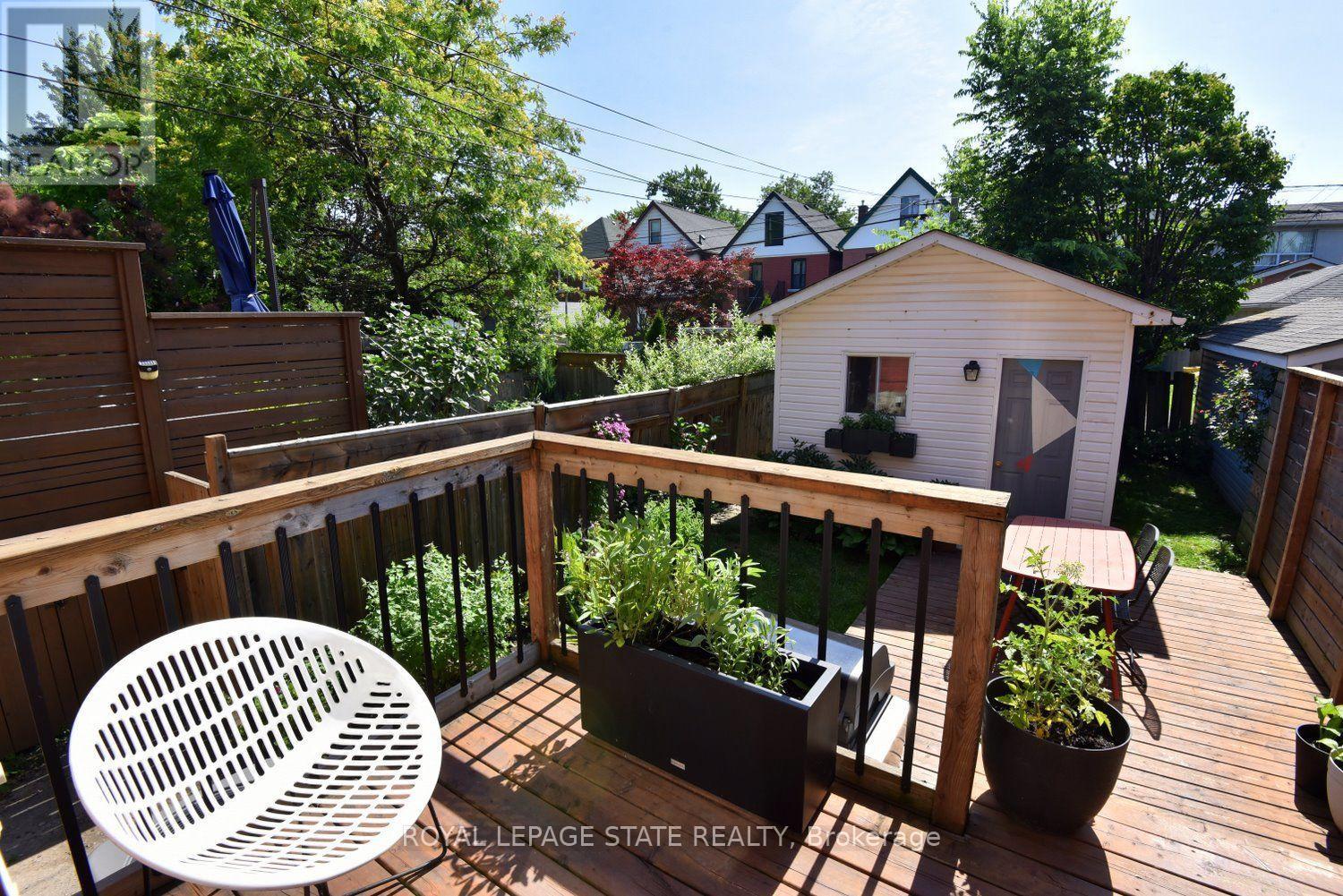 20 Fairholt Road N, Hamilton, Ontario L8M 2T1 - Photo 36 - X13542928
