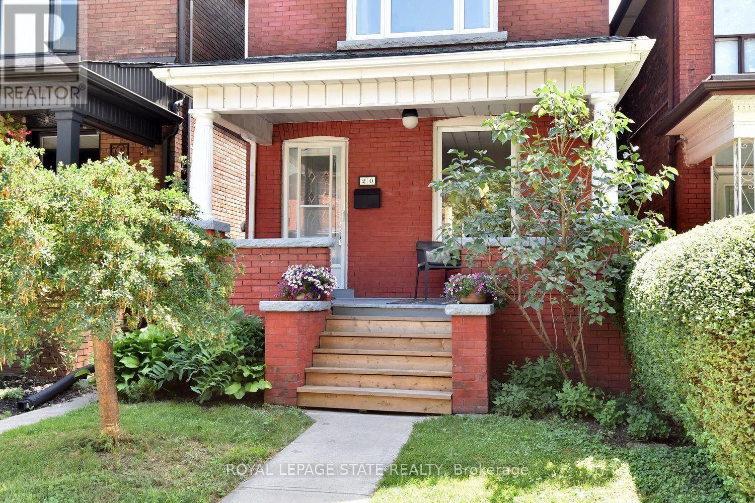 20 Fairholt Road N, Hamilton, Ontario L8M 2T1 - Photo 4 - X13542928
