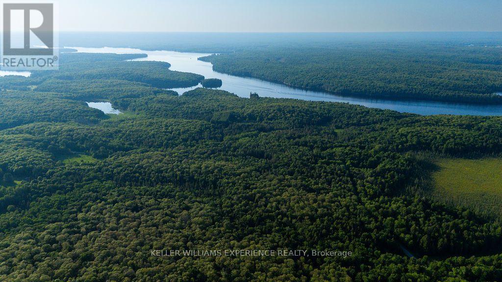 2101 Ahmic Lake Road, Magnetawan, Ontario  P0A 1P0 - Photo 25 - X13542974