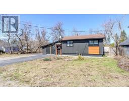 150 FARQUHAR STREET, Gravenhurst, Ontario