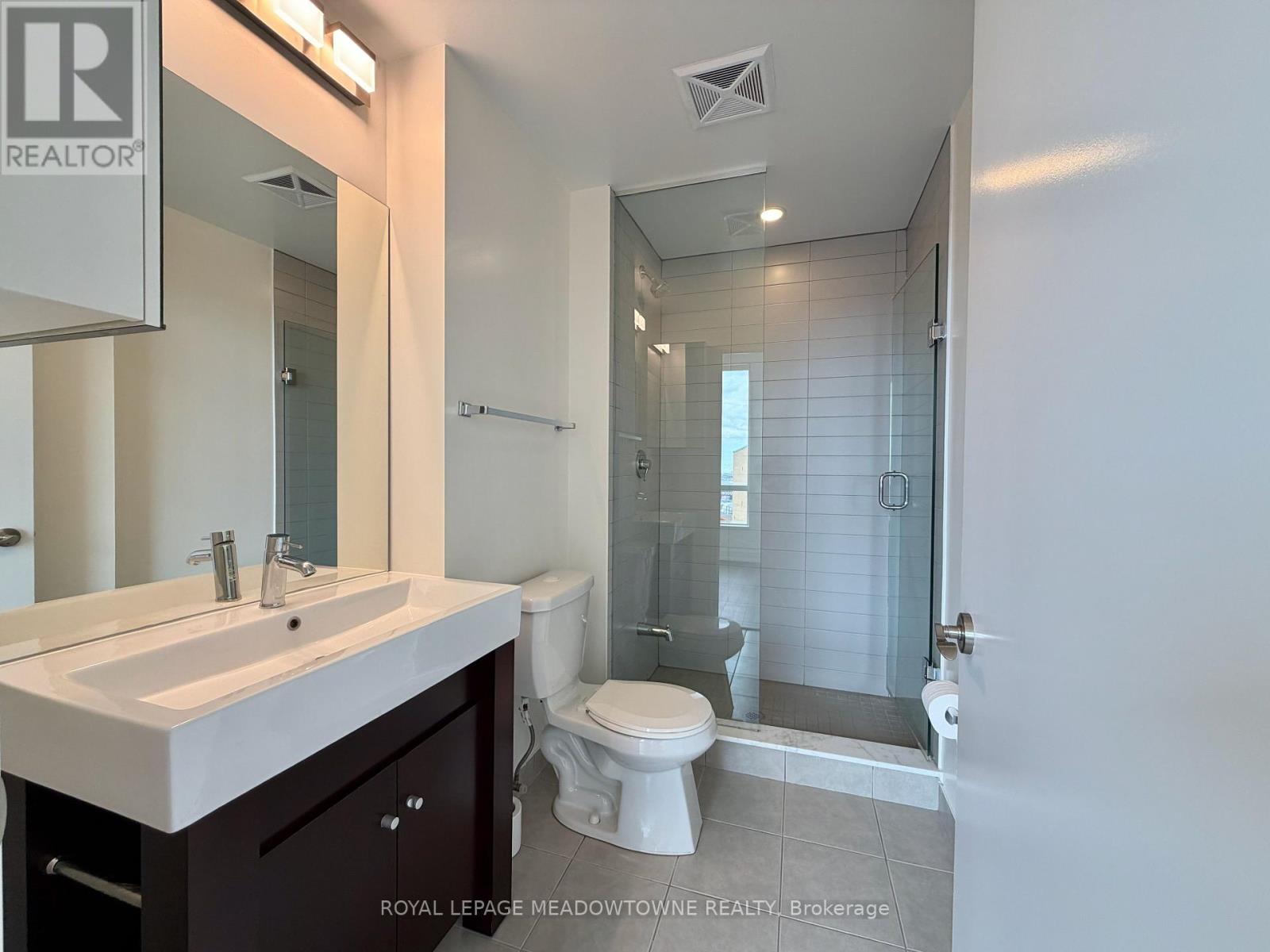 #1601 - 840 Queens Plate Drive, Toronto, Ontario  M9W 0E7 - Photo 8 - W13539298