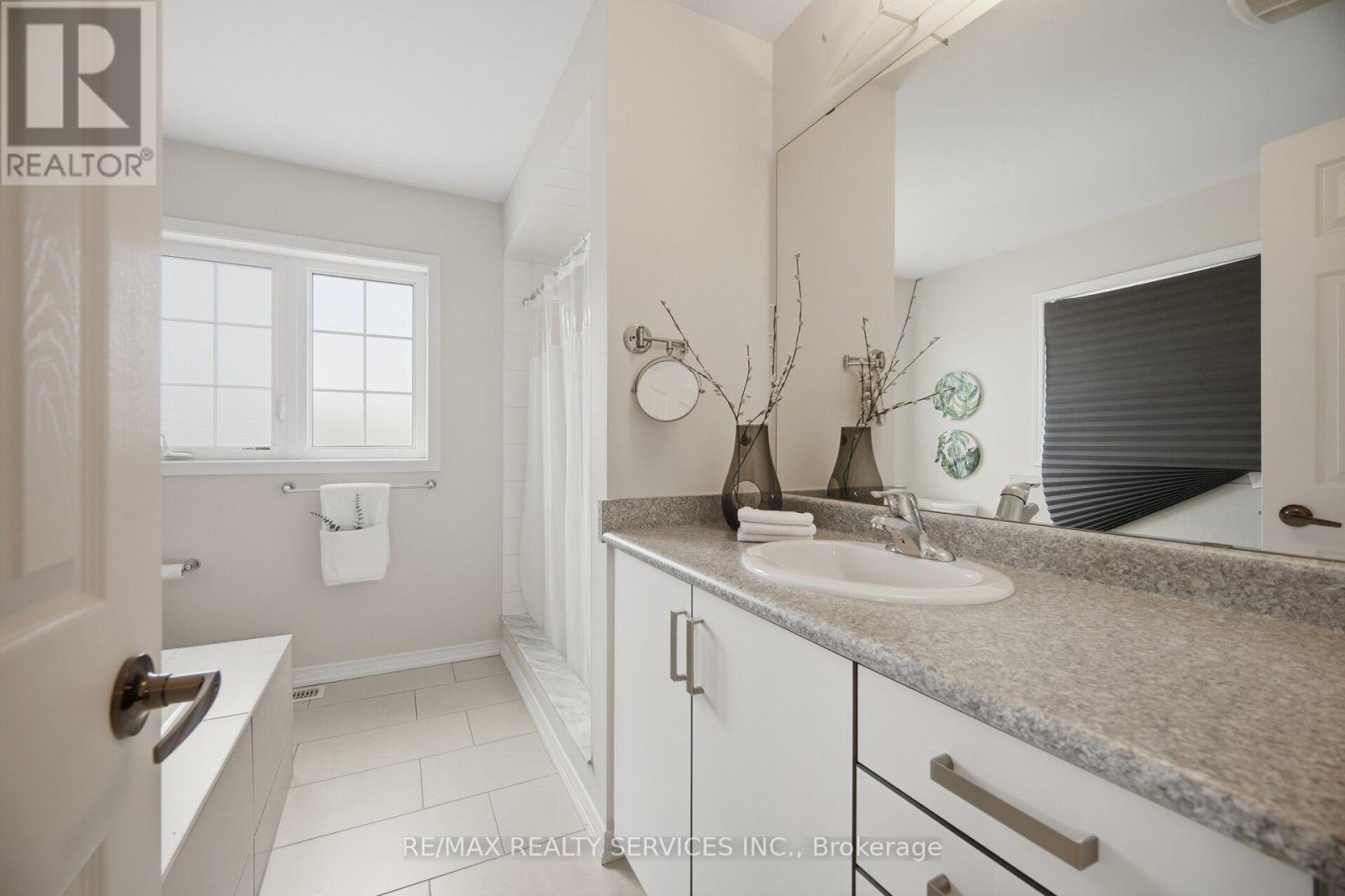144 Baffin Crescent, Brampton, Ontario  L7A 4K9 - Photo 28 - W13537780
