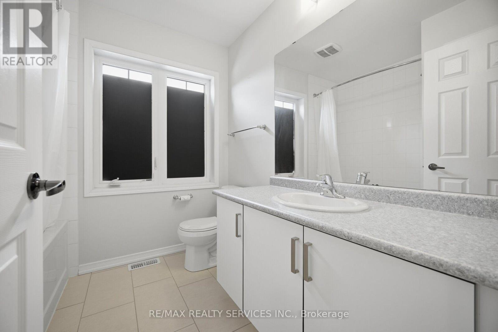 144 Baffin Crescent, Brampton, Ontario  L7A 4K9 - Photo 35 - W13537780