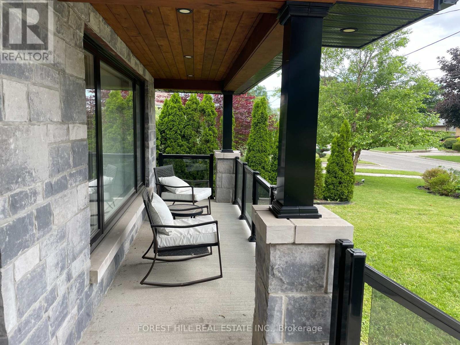 24 Academy Road, Toronto, Ontario  M9N 3K2 - Photo 4 - W13543198
