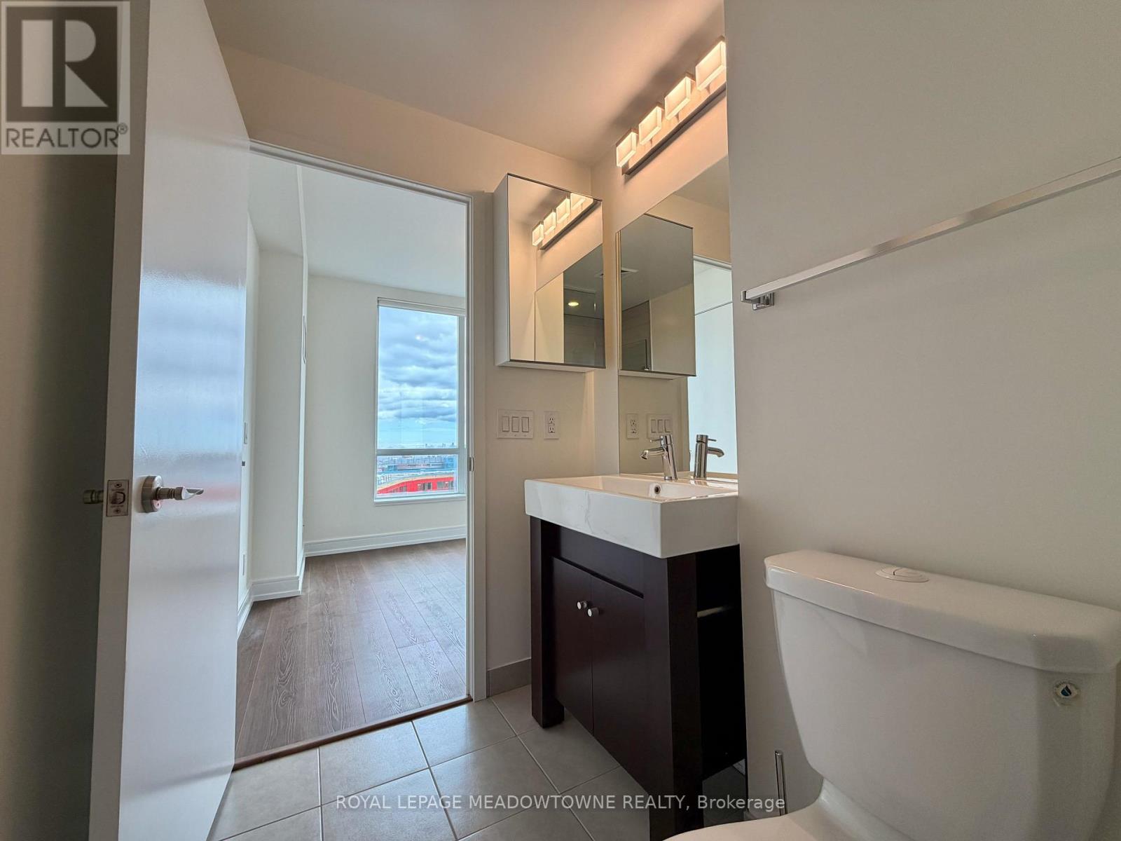#1601 - 840 Queens Plate Drive, Toronto, Ontario  M9W 0E7 - Photo 9 - W13539298