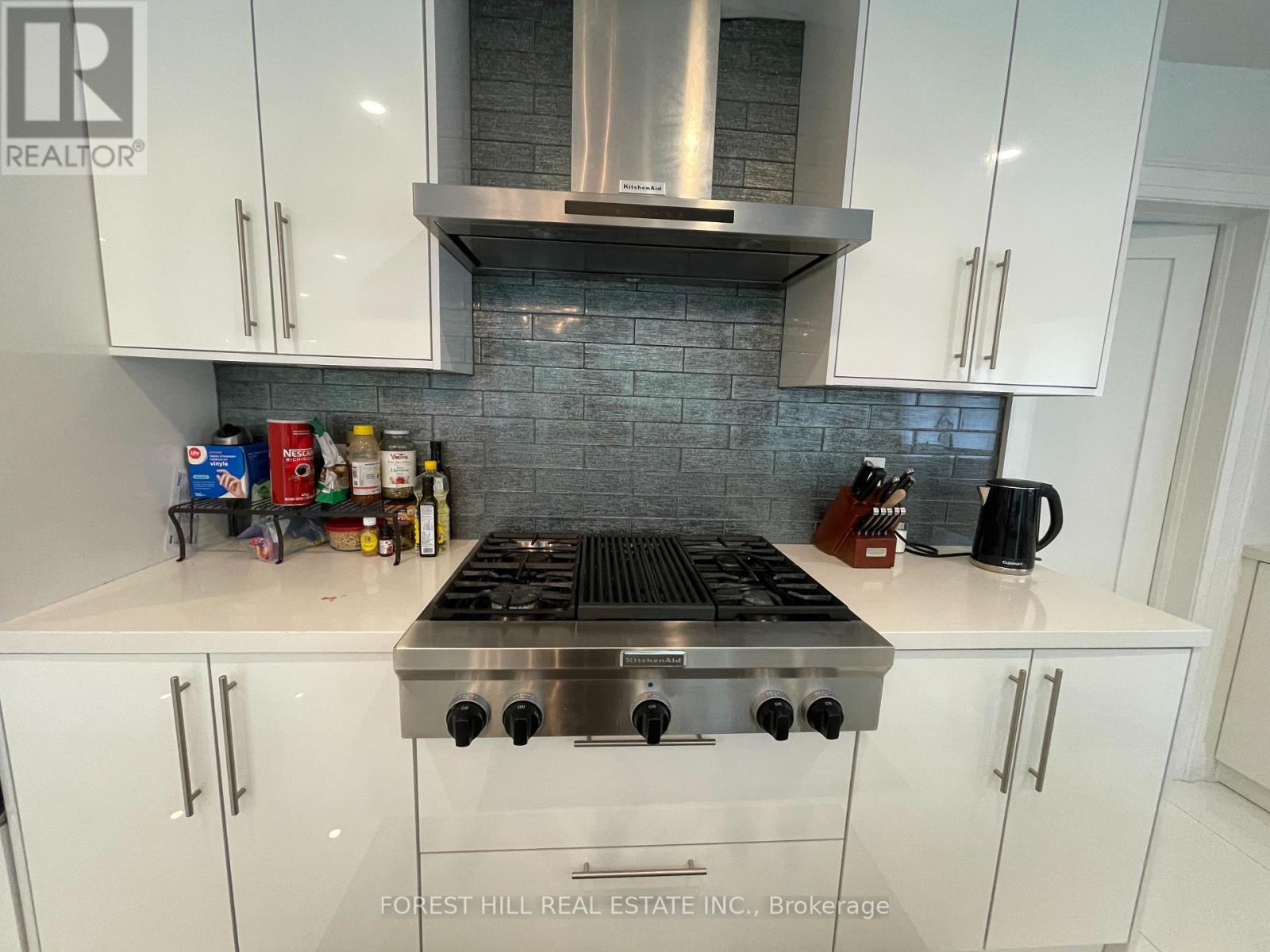 24 Academy Road, Toronto, Ontario  M9N 3K2 - Photo 15 - W13543198