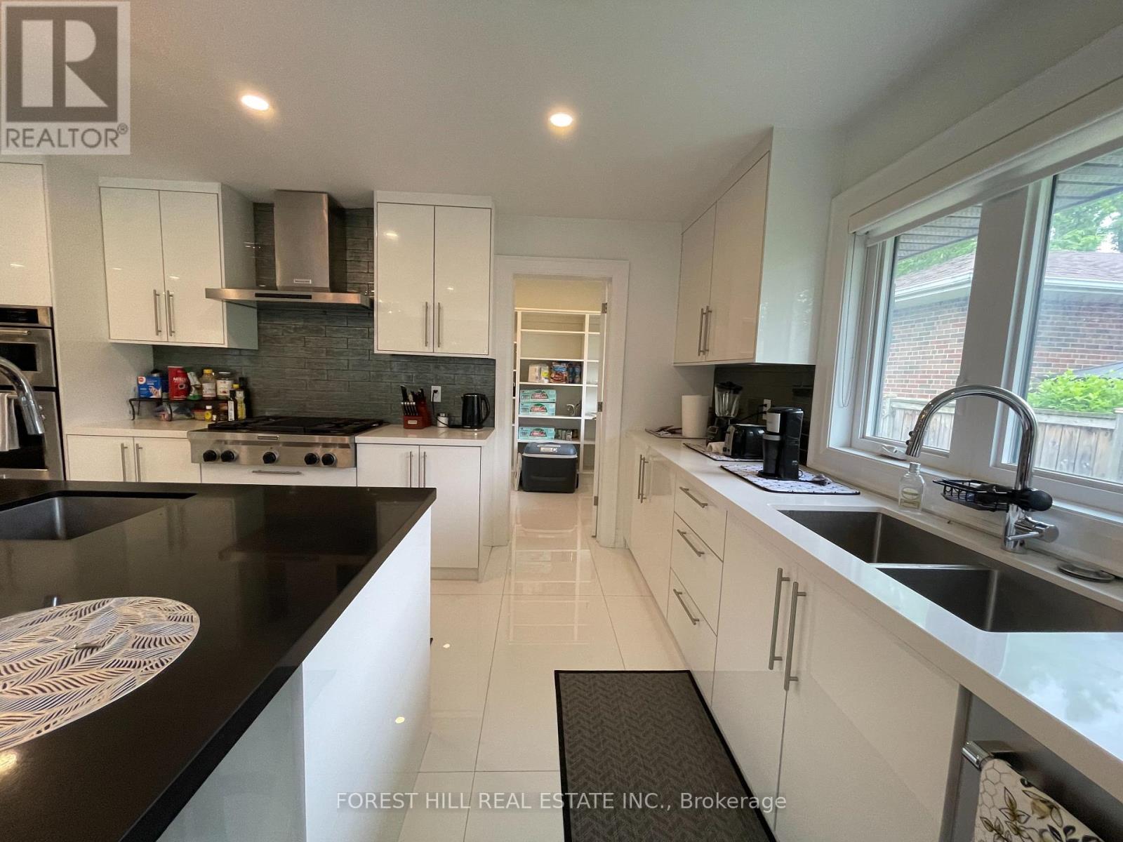 24 Academy Road, Toronto, Ontario  M9N 3K2 - Photo 19 - W13543198