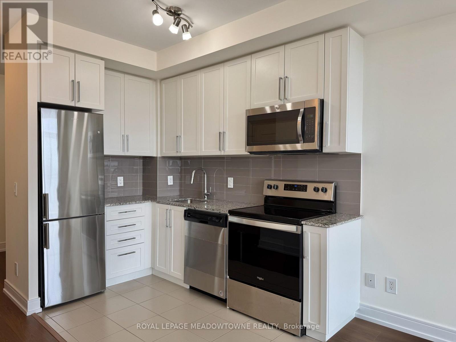 #1601 - 840 Queens Plate Drive, Toronto, Ontario  M9W 0E7 - Photo 5 - W13539298