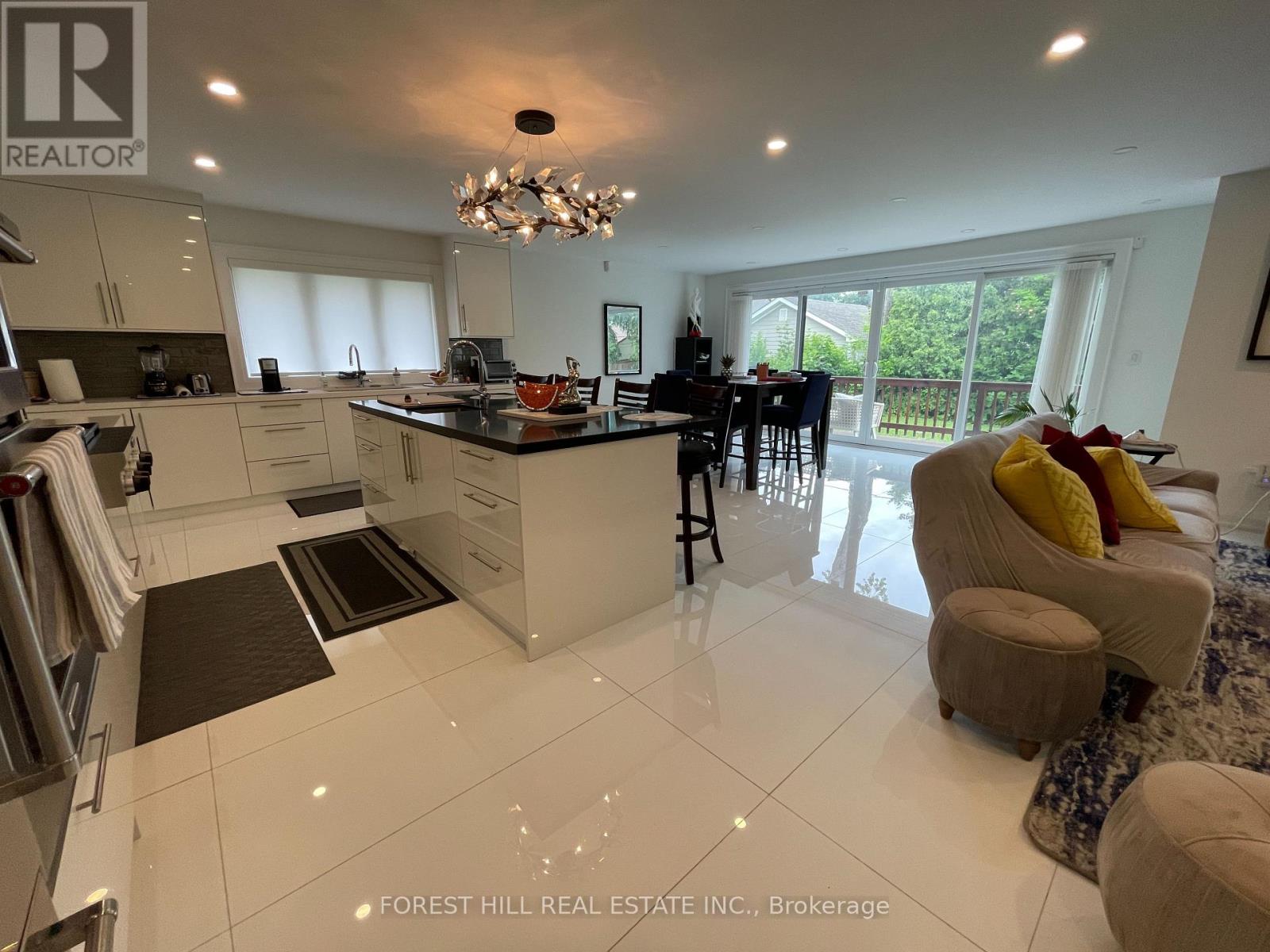 24 Academy Road, Toronto, Ontario  M9N 3K2 - Photo 12 - W13543198