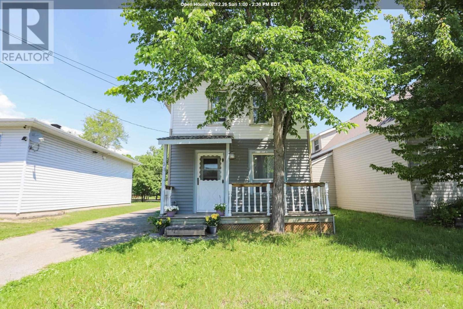36 Fauquier AVE, Sault Ste. Marie, Ontario