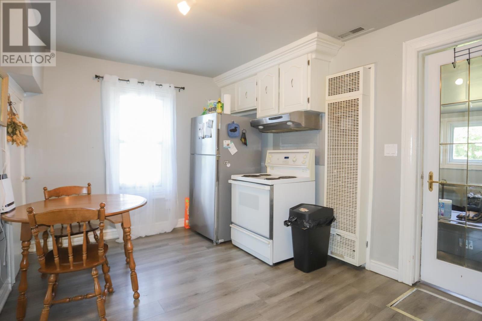 36 Fauquier Ave, Sault Ste. Marie, Ontario  P6B 2P1 - Photo 7 - SM261653