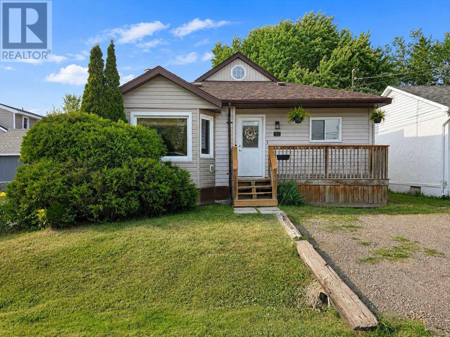 32 Champlain ST, Sault Ste. Marie, Ontario