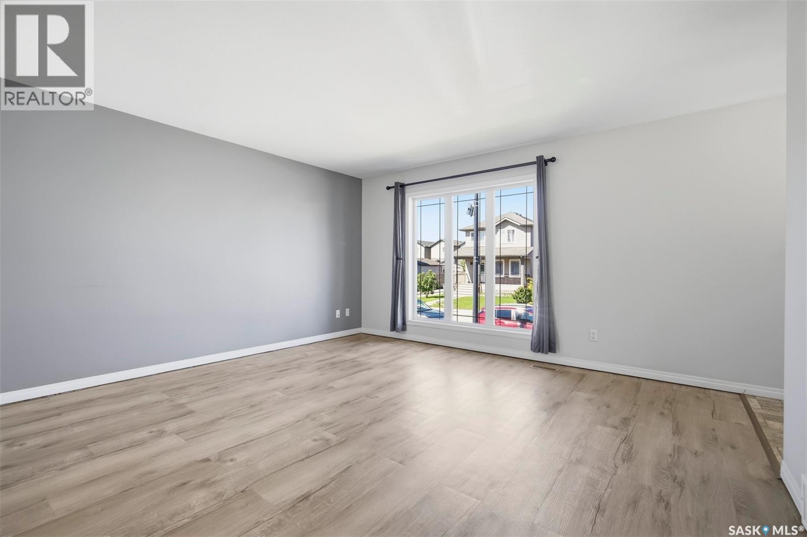 435 Coad Manor, Saskatoon, Saskatchewan  S7R 0C6 - Photo 6 - SK041896