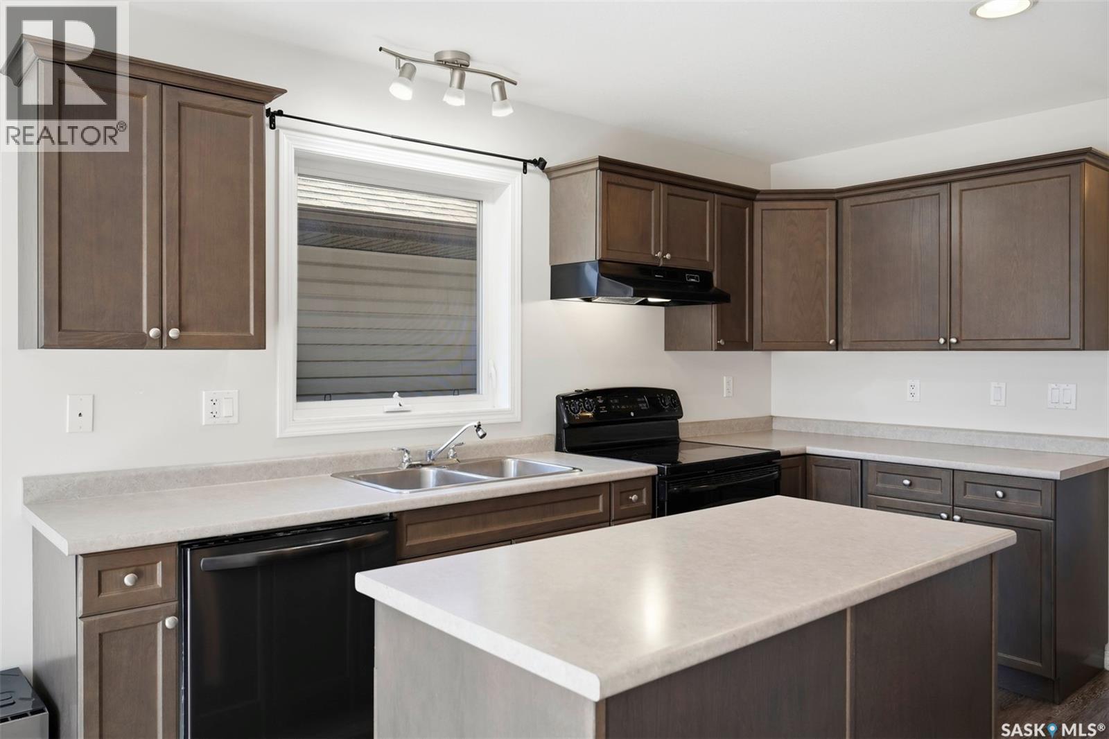 435 Coad Manor, Saskatoon, Saskatchewan  S7R 0C6 - Photo 7 - SK041896