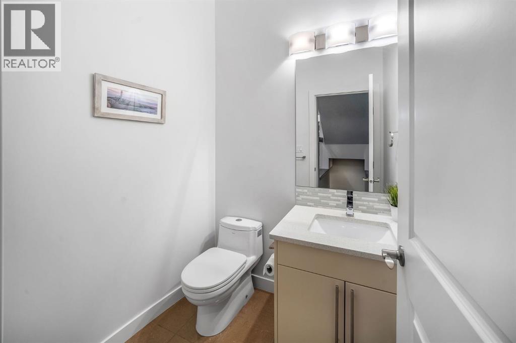 1734 37 Avenue Sw, Calgary, Alberta  T2T 2H3 - Photo 16 - A2316973