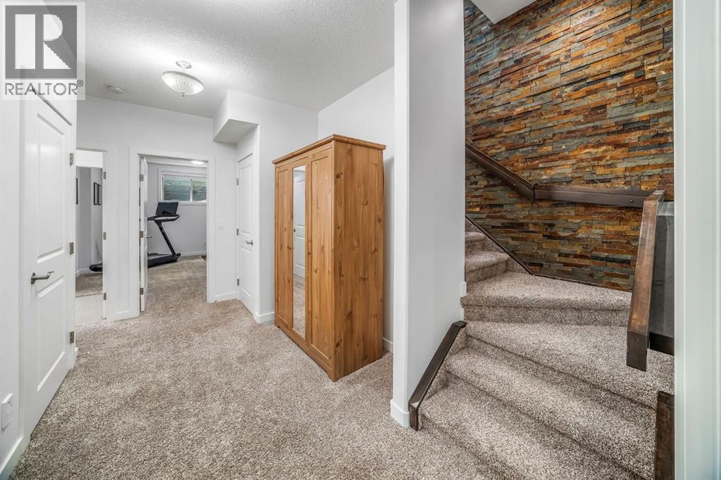 1734 37 Avenue Sw, Calgary, Alberta  T2T 2H3 - Photo 39 - A2316973