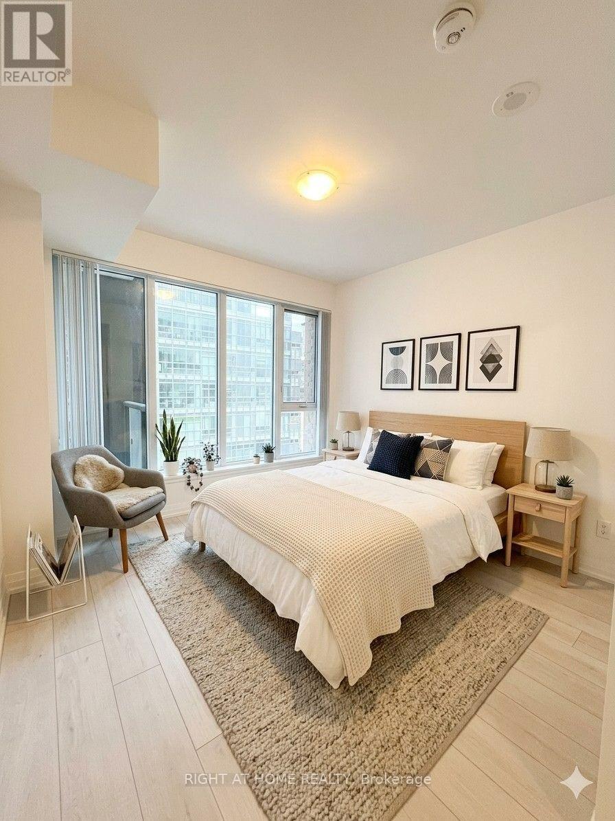 611 - 400 King Street, Toronto, Ontario  M5V 1K2 - Photo 2 - C13542408