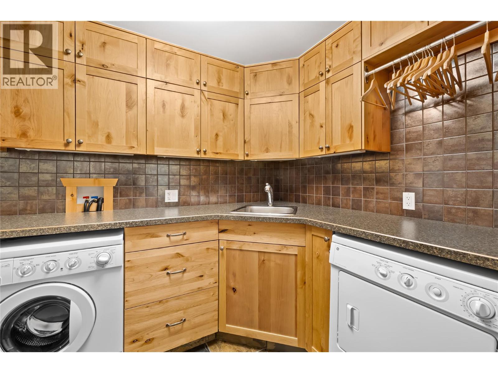 217 Forest Crowne Close, Kimberley, British Columbia V1A 3N2 - Photo 40 - 10392893