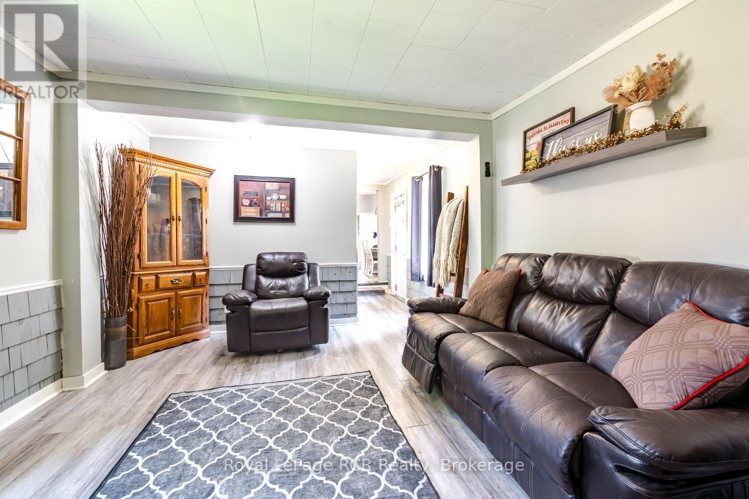 450 Taylor Street, South Bruce Peninsula, Ontario  N0H 2T0 - Photo 19 - X13543424